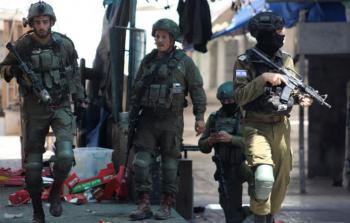 الاحتلال ينفِّذ حملة مُداهمات واعتقالات واسعة في الضَّفَّة الغربية