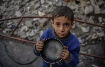 المكتب الحكومي: بدء نفاد المواد الغذائيَّة الأساسيَّة من الأسواق والمحال التجارية في غزَّة