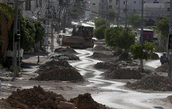 طولكرم ومخيميها تحت النَّار.. الاحتلال يصعِّد اقتحاماته واعتداءاته