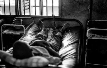 نادي الأسير يحمّل الاحتلال المسؤولية الكاملة عن مصير المعتقل الإداري حسام زكارنة