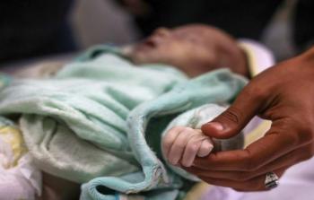 المكتب الحكومي يُحذِّر: غزَّة على شفا الموت الجماعي وأكثر من مليون طفل في بؤرة الخطر