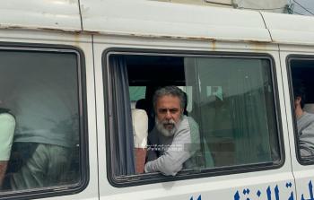 بينهم سيدتان.. وصول 12 أسيرًا من قطاع غزّة إلى مستشفى شهداء الأقصى