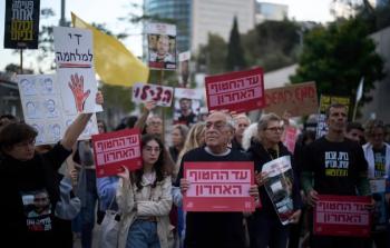 عرائض وقف الحرب تتصاعد