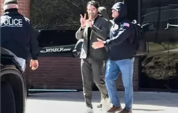 قاض أميركي يأمر بالإفراج عن الطالب الفلسطيني محسن مهداوي