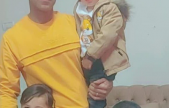 الابن الثالث في نعش.. قصة والد ودّع أولاده على يد الاحتلال