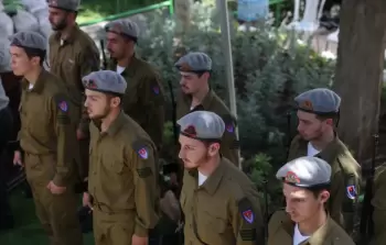 جيش الاحتلال يعاقب جنديين رفضا العودة لحرب غزة