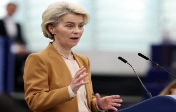 المفوضية الأوروبية: القصف الإسرائيلي على مدرسة نازحين بغزة 