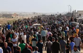 أبو حسنة يحذِّر: استمرار آلية المساعدات الأمريكية الحالية قد يُشعل انفجارًا إنسانيًا في غزة