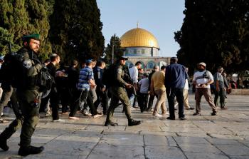 بحماية قوَّات الاحتلال.. مستوطنون يقتحمون المسجد الأقصى