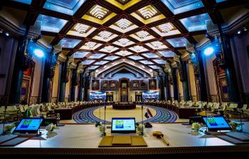 القمة العربية الـ34 تنعقد في بغداد وسط تصاعد الحرب على غزة