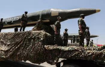 اليمن تقصف من جديد.. صفارات الإنذار تدوي في مناطق واسعة من فلسطين المُحتلَّة