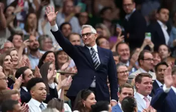 بي بي سي تنهي خدمات لاعب قدم سابق بسبب منشور مؤيد لفلسطين