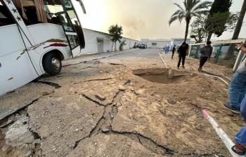 مصدر في المقاومة يردُّ على مزاعم الاحتلال باستهداف المستشفى الأوروبي