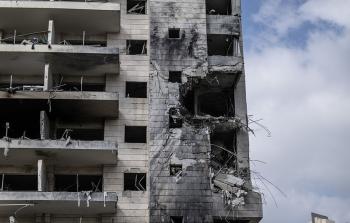 تحقيقٌ يكشف تفاصيل حول تدمير ملجأ في بناية في 