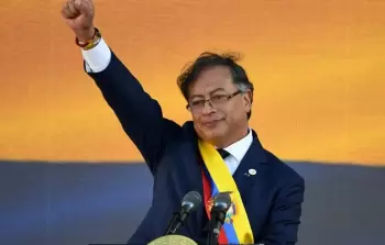 كولومبيا تعتزم شطب 