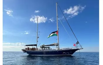 مسيّرةٌ تحلِّق فوق سفينة أسطول كسر حصار غزة 