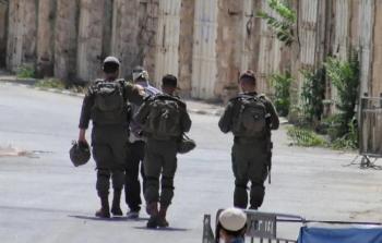 الاحتلال يواصل حملات الاعتقال والمداهمة بالضَّفة والقدس