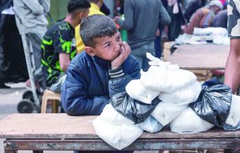 في غزة... الطُّفولة تُستبدل بالكدح و