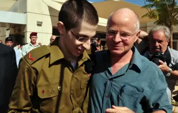 مهندس صفقة شاليط: حماس مستعدة لصفقة شاملة ونتنياهو يرفض