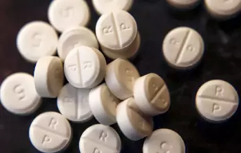 وجدت داخل أكياس الطحين بغزة.. ما هي مادة الأوكسيكودون؟