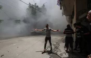 الاحتلال يقصف مربعًا سكنيًا في الزيتون.. عشرات الشهداء والمفقودين