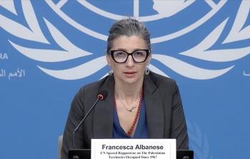 ألبانيزي تطالب بريطانيا بالتحرك للإفراج عن السفينة 