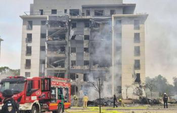 54 مصابًا في سقوط صاروخ إيراني على بئر السبع المُحتل