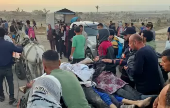 6 شهداء في مجزرة جديدة بحق مُنتظري المُساعدات برفح