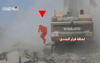 حالةٌ من الغضب عقب فيديو القسَّام.. ألم تخبرونا أنَّ أفراهام قاتل ببسالة والمُقاومون أُصيبوا وفرُّوا؟