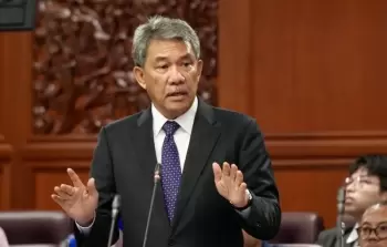 وزير الخارجية الماليزي: 