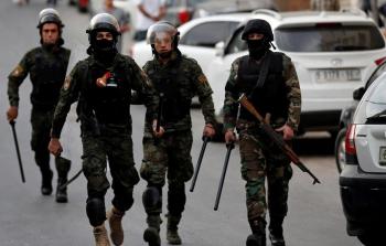 سلطة رام الله.. الهراوات والقمع في مواجهة مسيرات نصرة غزة