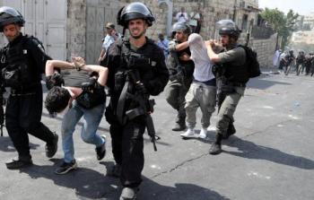 الاحتلال يواصل عدوانه في الَّضفة ويعتقل أسرى محررين