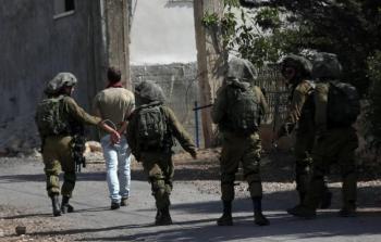 بالأسماء.. الاحتلال يواصل اقتحاماته ويشنُّ حملة اعتقالات في الضَّفَّة الغربيَّة