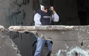 من تحت الركام.. الصحفية 