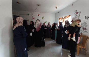 الأخصائية مغاري.. حوّلت منزلها إلى ساحة للتفريغ النفسي من ويلات الحرب