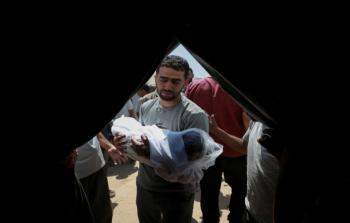 أبو سلمية: 84 طفلًا في غزة توفوا وهم يبحثون عن كسرة خبز والرقم مرشح للزيادة