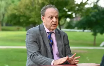 بشارة بحبح يكشف تفاصيلَ جديدة حول مُفاوضات وقف إطلاق النَّار بغزَّة