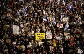 عائلات أسرى الاحتلال يدعون إلى التَّظاهر: نتنياهو كذب علينا وعرّض الأسرى للخطر