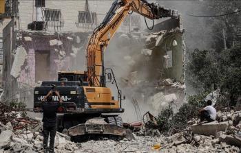 الاحتلال يواصل سياسة الهدم ويدمِّر بنايات سكنيَّة في بيت لحم ورام الله