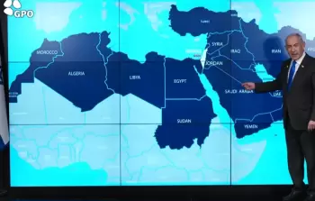 نتنياهو يرسم 