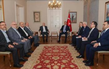 فيدان وقيادة حماس يبحثان جهود وقف إطلاق النار والإغاثة لغزة