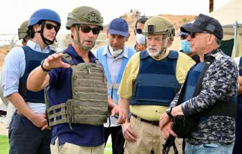 ويتكوف يتفقد 