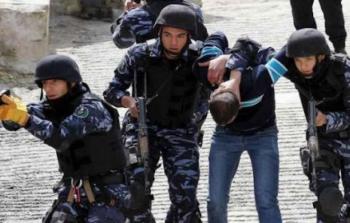 لجنة: أجهزة السلطة تمارس أساليب قاسية بحقِّ المُعتقلين السِّياسيين في الضَّفَّة