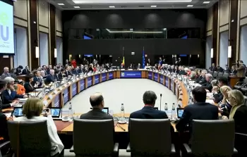 دعوات أوروبية لوقف تسليح 