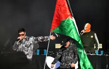 فرقة الراب الأيرلندية تصدرت عناوين الصحف والأخبار برسائلها الداعمة لفلسطين