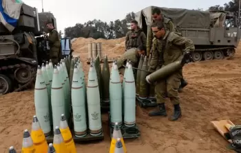 ألمانيا توقف إصدار تراخيص تصدير السلاح إلى 