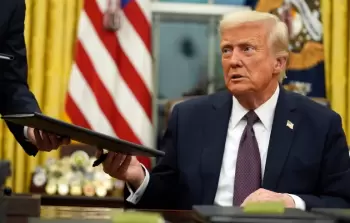 قراءة سياسية: هل يشكل عرض ترامب مخرجًا للحرب أم ورقة ضغط جديدة؟