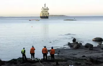 تضرر كابلات في البحر الأحمر يُربك خدمات 