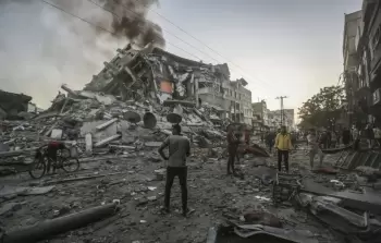 الدفاع المدني: الاحتلال دمَّر أكثر من 50 بناية بشكل كلي في يومٍ واحد