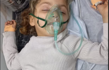 الطفلة أبو حصيرة.. صحة تتلاشى أمام عجز التشخيص